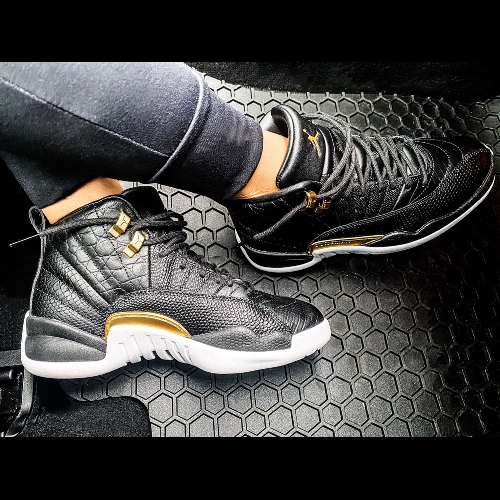 Air Jordan XII Midnight Black